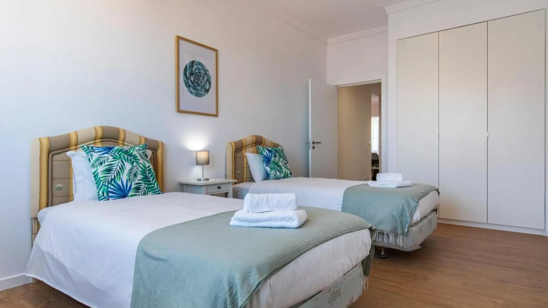 Eua 112 II Lisboa 0*,